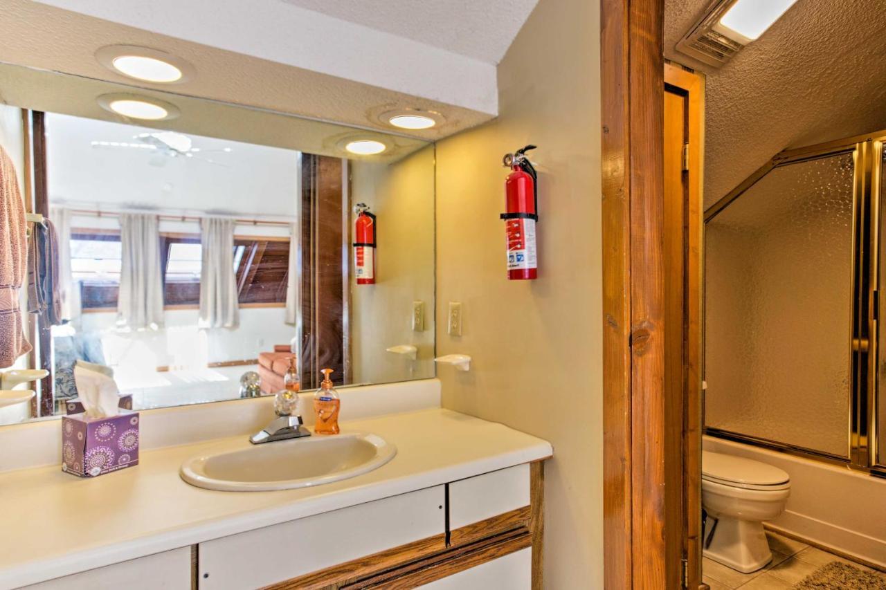 Pet-Friendly Beech Mountain Condo Steps To Slopes Zewnętrze zdjęcie